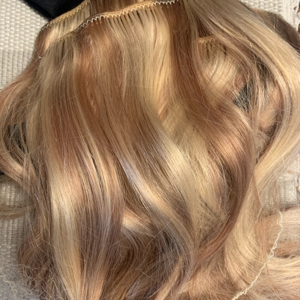 Donna Bella Clip in Hair extensions